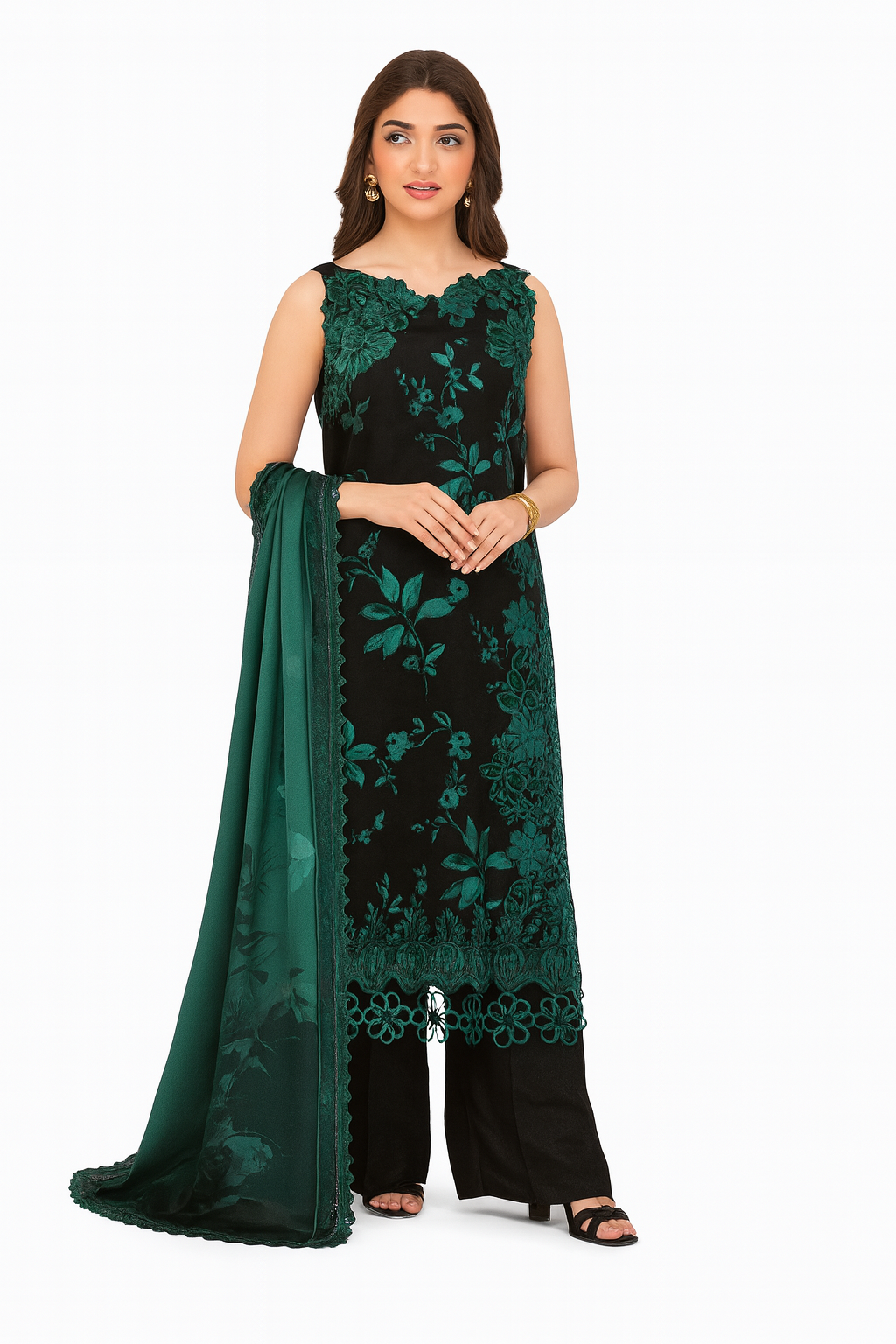 Baroque Print – Emerald Green Embroidered Dhanak Suit